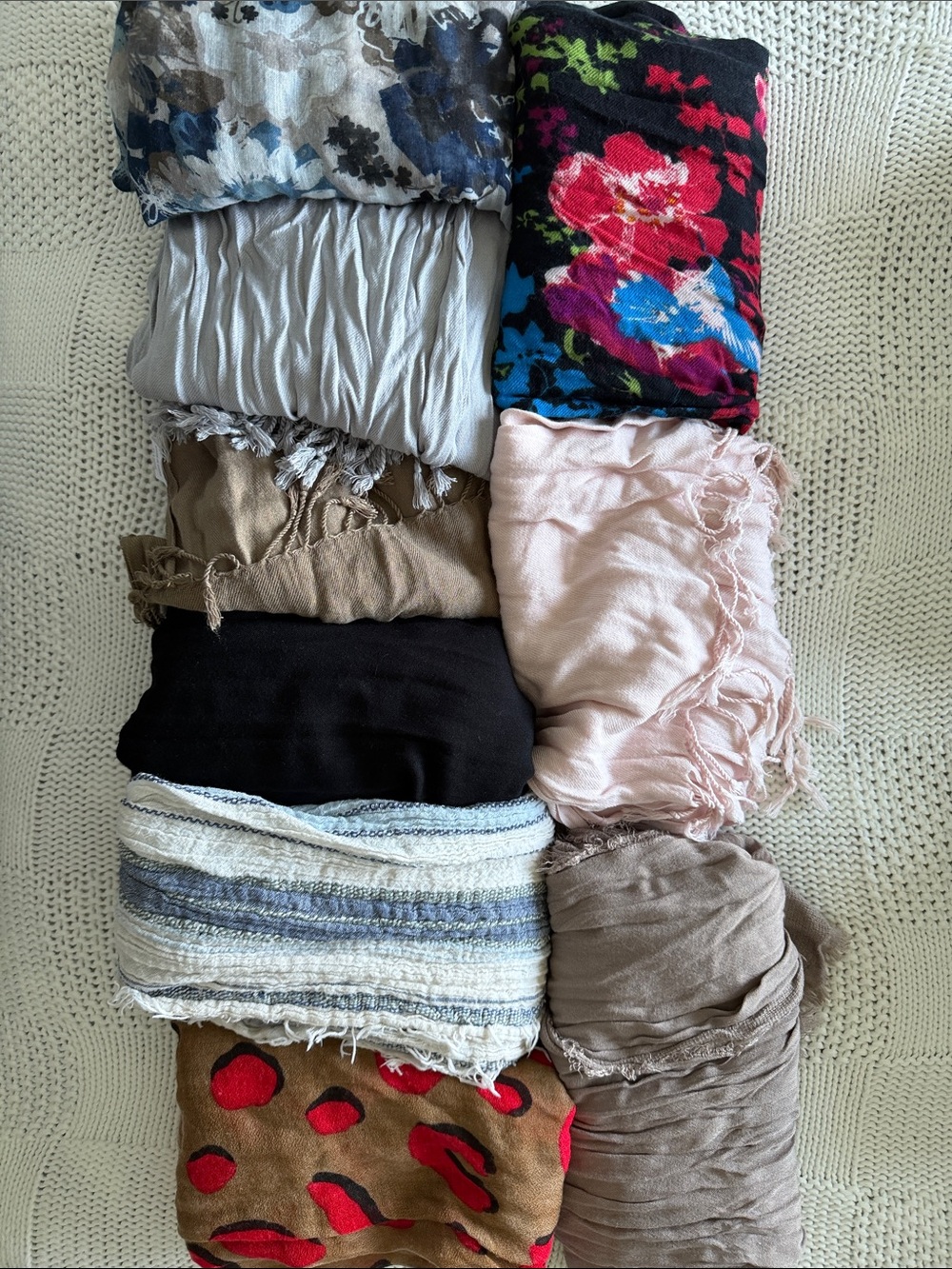 12 infinity scarves & pashminas with scarf hanger